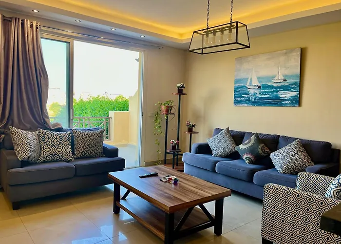 3-brs Beachside Modern Seaview & 3min Walking L Bbq * Ain Sukhna