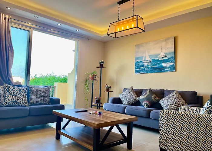 3-brs Beachside Modern Seaview & 3min Walking L Bbq Chalet *