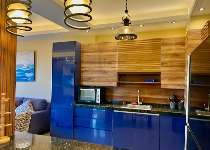 3-brs Beachside Modern Seaview & 3min Walking L Bbq Chalet Ain Sukhna