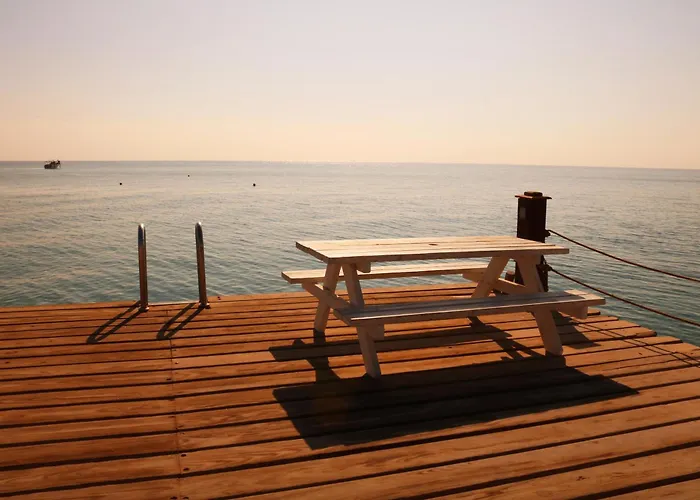 3-brs Beachside Modern Seaview & 3min Walking L Bbq * Ain Sukhna
